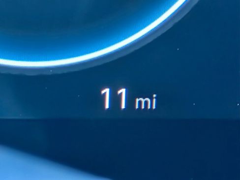 New 2026 Hyundai Elantra Limited image 31