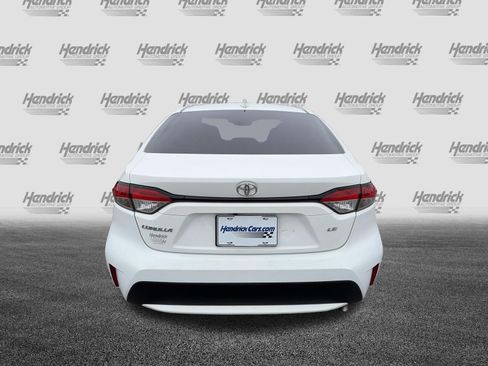 Used 2020 Toyota Corolla LE FWD image 12
