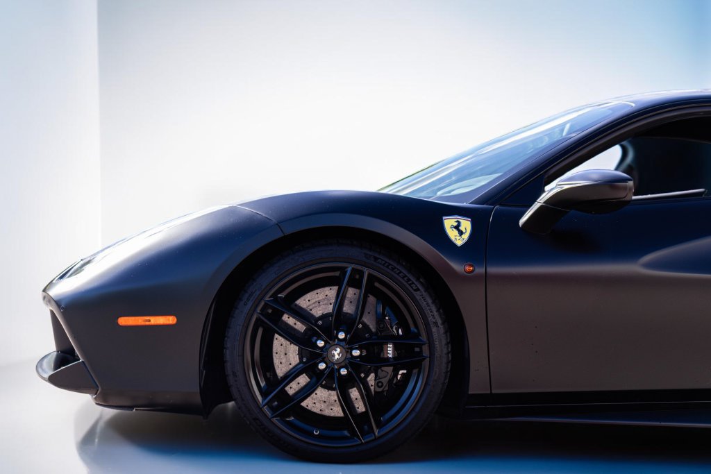 Certified 2018 Ferrari 488 GTB RWD image 27