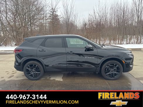 New 2025 Chevrolet Blazer LT w/ Driver Confidence Package image 10