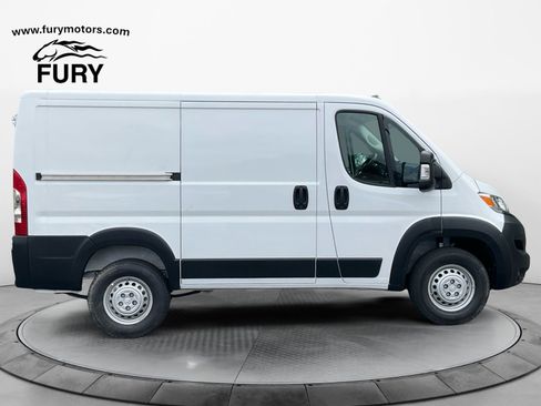 Used 2025 RAM ProMaster 1500 w/ Convenience Group FWD image 2