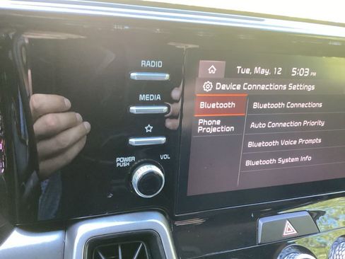 Used 2022 Kia Sorento LX FWD image 56
