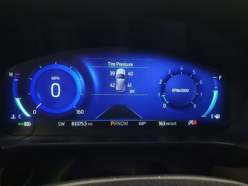 Used 2020 Ford Escape Titanium w/ Titanium Premium Package 2.0 AWD/4WD image 23