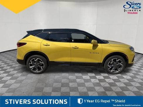 Used 2022 Chevrolet Blazer RS w/ Enhanced Convenience Package AWD/4WD image 5