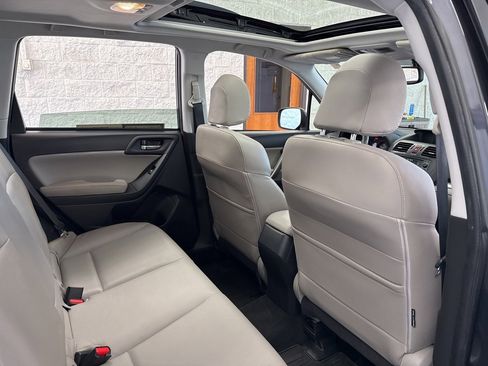 Used 2015 Subaru Forester 2.5i Limited w/ Popular Package #2 image 44