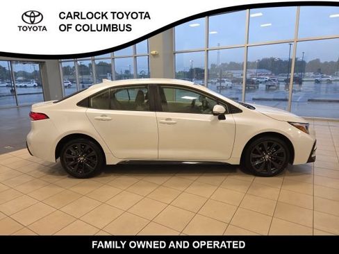 Used 2026 Toyota Corolla SE FWD image 7