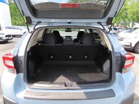 Used 2019 Subaru Crosstrek 2.0i Premium w/ Moonroof Package AWD/4WD image 11