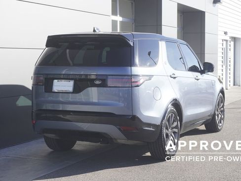 Used 2022 Land Rover Discovery S R-Dynamic image 2