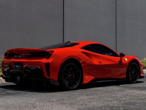 Used 2019 Ferrari 488 Pista Coupe RWD image 35