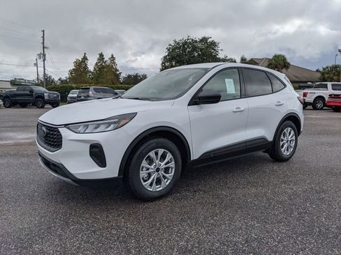 New 2026 Ford Escape Active FWD image 8