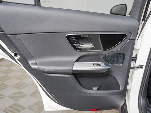 Certified 2026 Mercedes-Benz GLC 300 image 19