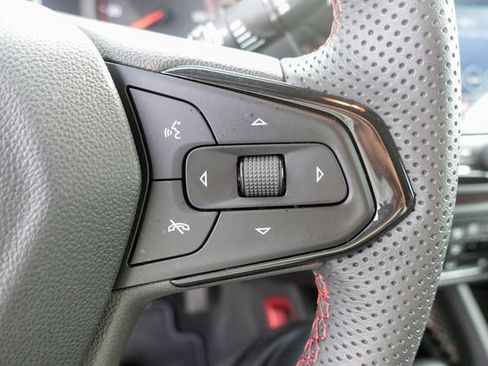 Used 2023 Chevrolet TrailBlazer RS w/ Sun and Liftgate Package image 14