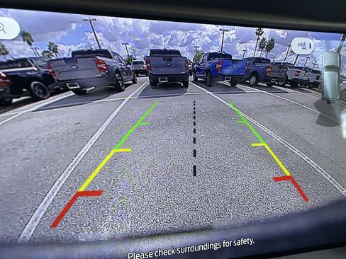 New 2025 Ford Bronco Outer Banks w/ Black Appearance Package image 21