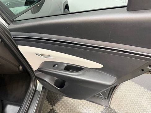 Used 2023 Hyundai Tucson SEL AWD/4WD image 39