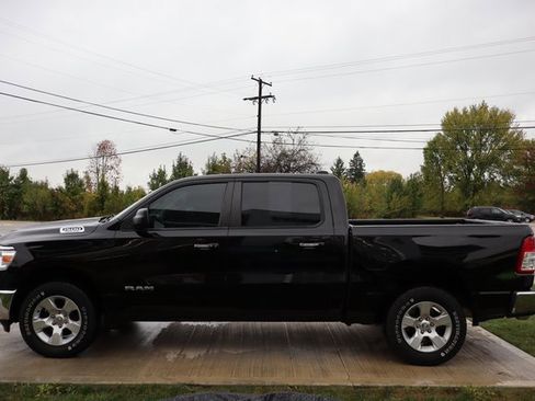 Used 2019 RAM 1500 Big Horn image 28