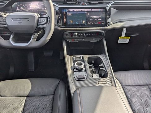 New 2026 Jeep Cherokee Overland image 23