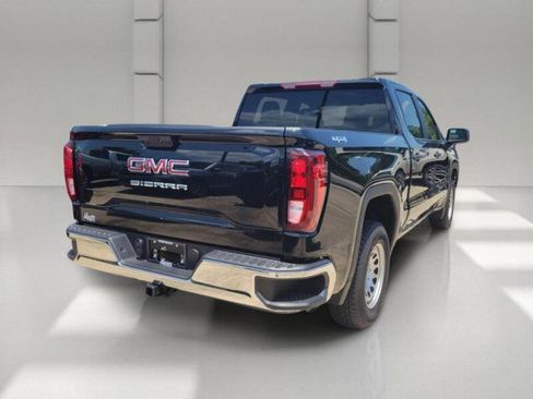 Used 2026 GMC Sierra 1500 Pro w/ Pro Value Package AWD/4WD image 4