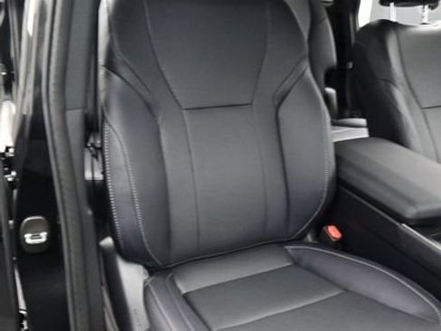 Used 2025 Lexus GX 550 w/ Accessory Package (2T) AWD/4WD image 16