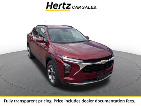 Used 2025 Chevrolet Trax LT w/ LT Convenience Package FWD image 1