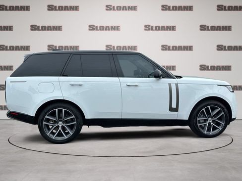 Used 2025 Land Rover Range Rover SE AWD/4WD image 6