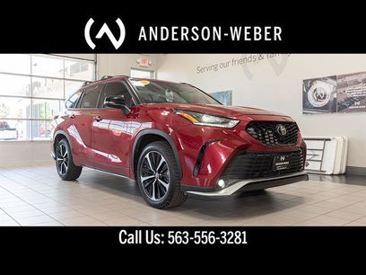 Used 2022 Toyota Highlander XSE