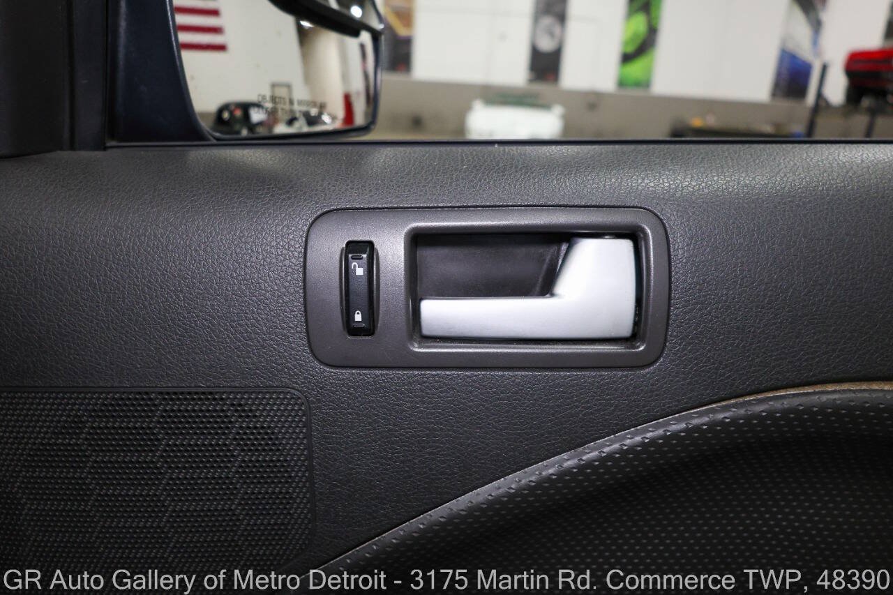 Used 2008 Ford Mustang GT Premium RWD image 38
