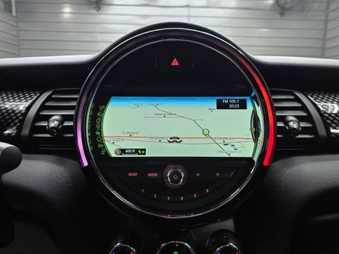 Used 2018 MINI Cooper S FWD image 25