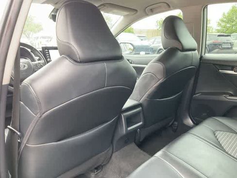 Used 2024 Toyota Camry SE FWD image 14