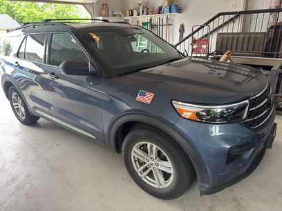 Certified 2021 Ford Explorer XLT w/ Class III Trailer Tow Package