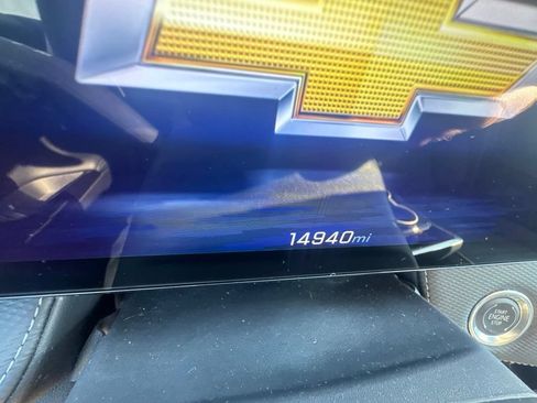 Used 2026 Chevrolet Equinox LT AWD/4WD image 13