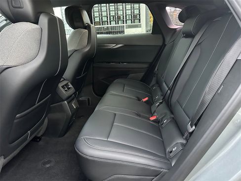 New 2026 Cadillac Optiq Luxury 1 image 15