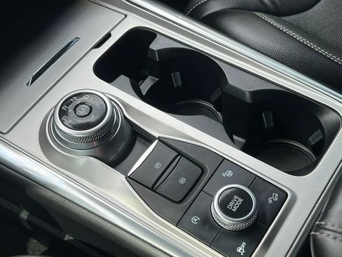 Used 2020 Ford Explorer ST w/ ST Street Pack AWD/4WD image 31