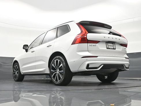 Used 2024 Volvo XC60 B5 Plus w/ Protection Package Premier AWD/4WD image 30