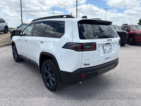 New 2026 Jeep Cherokee Limited AWD/4WD image 4
