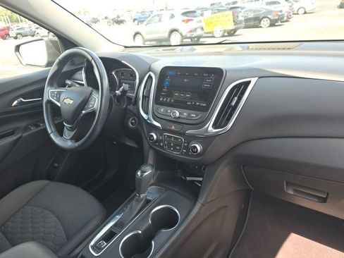 Used 2020 Chevrolet Equinox LT FWD image 14