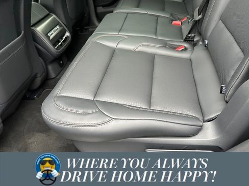 New 2024 Lincoln Nautilus Premier w/ Equipment Group 102A image 18