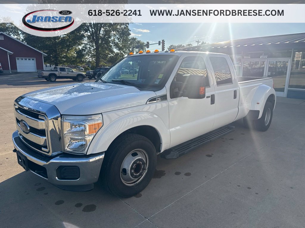 Used 2016 Ford F350 XLT w/ XLT Interior Package RWD image 3
