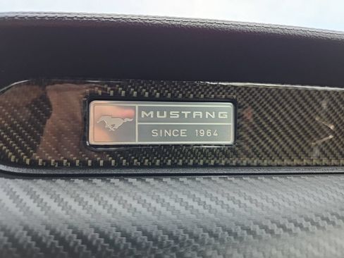 Used 2016 Ford Mustang Coupe RWD image 28