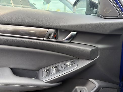 Used 2022 Honda Accord Sport image 14