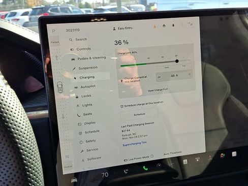 Used 2022 Tesla Model X Plaid image 31