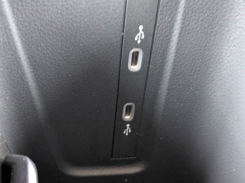 New 2026 Volkswagen Tiguan SE R-Line image 25