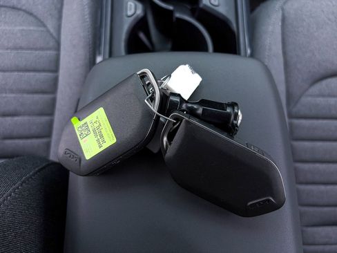 Used 2025 Kia K4 EX FWD image 25