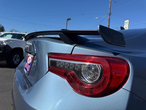Used 2018 Subaru BRZ Limited w/ 50th Anniversary Edition image 4