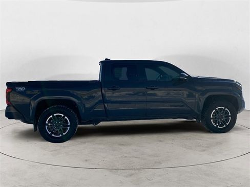 Used 2024 Toyota Tacoma TRD Sport w/ TRD Sport Premium Package image 6