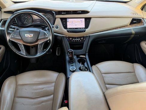 Used 2022 Cadillac XT5 Sportv w/ Platinum Package AWD/4WD image 12