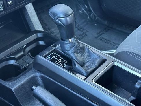 Used 2021 Toyota Tacoma TRD Sport w/ Technology Package image 23