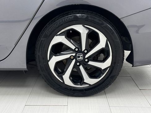 Used 2016 Honda Accord EX-L image 42