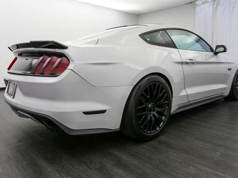 Used 2017 Ford Mustang GT Premium w/ GT Performance Package RWD image 26