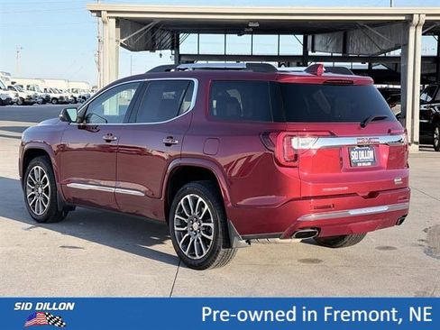 Certified 2021 GMC Acadia Denali w/ Denali Ultimate Package AWD/4WD image 7