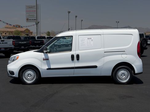 Used 2022 RAM ProMaster City Tradesman FWD image 2